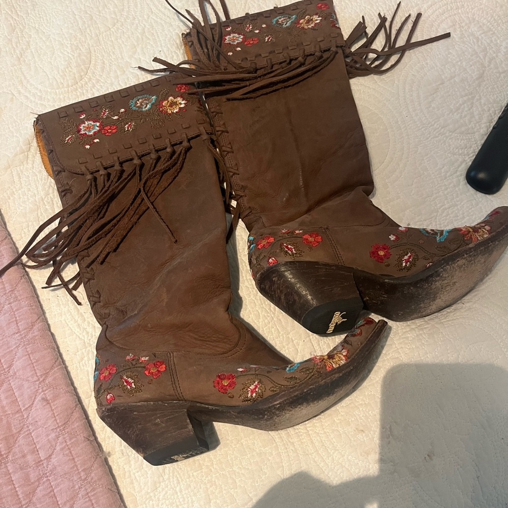 Old Gringo cowboy boots. Size 8.5m.
